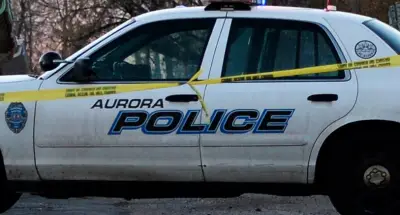 1 killed, 2 injured in shooting at Aurora shopping center