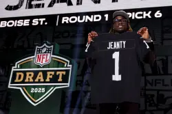 Raiders’ Ashton Jeanty reveals he also received an NFL draft prank call saying he’d been traded